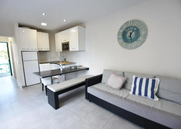 Book Jet - Ursula Apartmán *